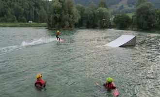 2013 Leiterausflug Wasserski_44.jpg