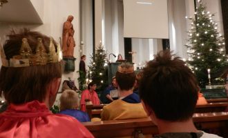 2015_Sternsingen_043.jpg