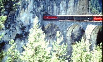 08 - Samstag, Landwasserviadukt.JPG