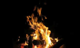 2019_Feier_am_Feuer_057.jpg