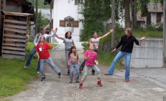 Sola_Sedrun_2005_018_Sonntag 018.JPG