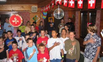 Sola 04 - 459 - Freitag (Nationalturnen, -feiertag).jpg