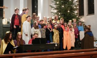 2015_Sternsingen_038.jpg