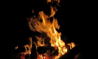 2019_Feier_am_Feuer_060.jpg
