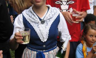 Sola 04 - 444 - Freitag (Nationalturnen, -feiertag).jpg