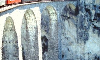 07 - Samstag, Landwasserviadukt.JPG
