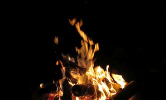 2019_Feier_am_Feuer_058.jpg