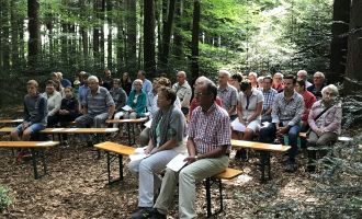 20170820_Waldgottesdienst_006.jpg