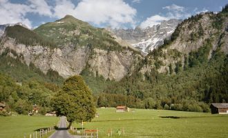 Sola 04 - 110 - Sonntag (Ovi, Schoggi, Ricola).jpg